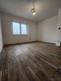 EXKLUZÍVNE IBA U NÁS!
Realitná kancelária REALITA ponúka na 