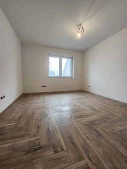 EXKLUZÍVNE IBA U NÁS!
Realitná kancelária REALITA ponúka na 