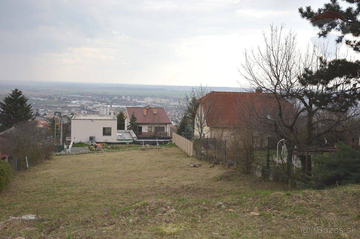 Exkluzívne iba u nás.
Realitná kancelária REMAX ponúka na pr