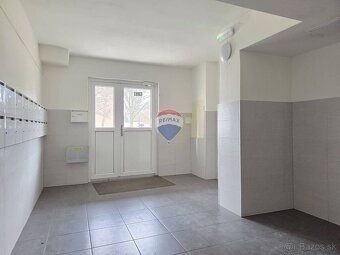 **REZERVOVANÉ****REZERVOVANÉ**
Realitná kancelária RE/MAX Gr