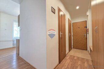 Realitná kancelária RE/MAX Grand Vám ponúka na predaj 2-izbo