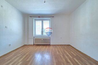 Realitná kancelária RE/MAX Grand Vám ponúka na predaj 2-izbo