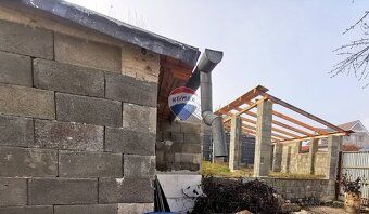 Cena 55 000 eur + doplatok dohoda
Pozemok 426m2 + rozostavan