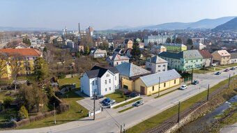 RE/​MAX ponúka na predaj kompletne zrekonštruovaný 3-izbový 