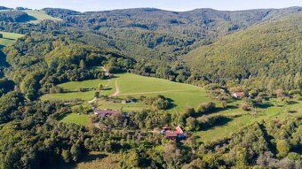RE/MAX ponúka na predaj usadlosť v nádhernom prostredí CHKO 
