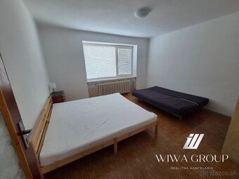 🏡 Ponúkame na predaj priestranný poschodový rodinný dom 📍 Lo