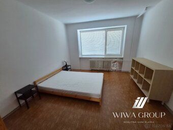 🏡 Ponúkame na predaj priestranný poschodový rodinný dom 📍 Lo