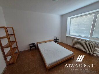 🏡 Ponúkame na predaj priestranný poschodový rodinný dom 📍 Lo