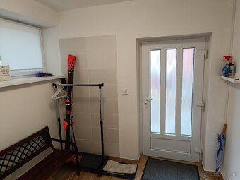 Ponúkame na predaj moderný, už aj zariadený 2-izbový apartmá