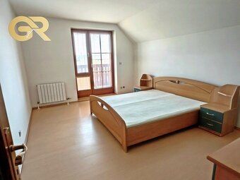 Na predaj: Priestranný rodinný dom v skvelej lokalite.
Ponúk