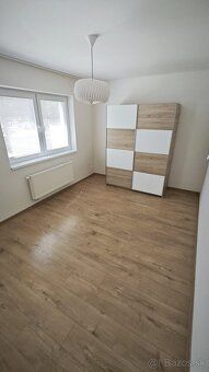 Ponúkam na prenájom 2 izbový byt v Považskej Bystrici, časť 