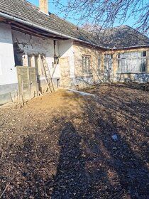 Ponúkame na predaj rodinný dom v obci Keť na pozemku s rozlo