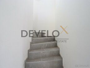 DeveloX Reality ponúka na predaj 5-izbový rodinný dom v atra
