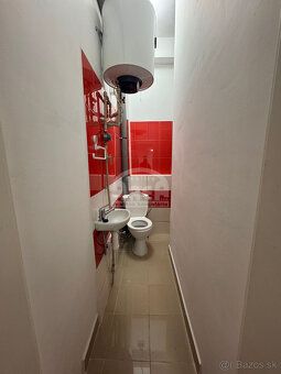 Typ: Obchodné priestory Obec: Michalovce
Ponúkame Vám na dlh