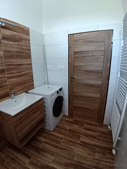 Chcete bývať v novom byte blízko Nových Zámkov? Ponúkame Vám