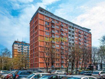 Ponúkame na predaj 2- izbový byt na ulici Račianska, mestská