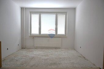 Realitná kancelária RE/MAX Vám na predaj ponúka krásny na pr