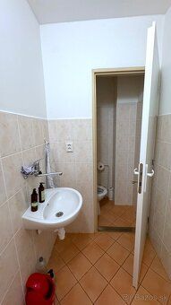 Ponúkame na prenájom atraktívne kancelárske priestory nachád