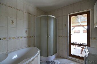 V exkluzívnom zastúpení majiteľa ponúkame na predaj rodinný 