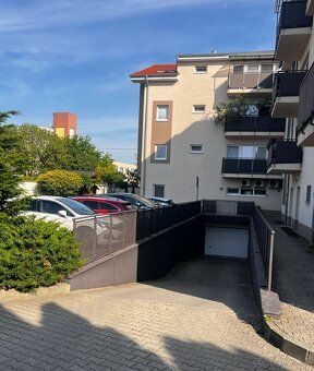 Prenajmem pekny priestranný 2 izb.byt s balkónom orientovany