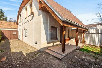Exkluzívne iba u nás!
RK REMAX ponúka na predaj 3‑izbový rod