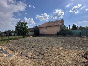 NA PREDAJ : Pozemok na bývanie 341 m2
Realitná kancelária RE