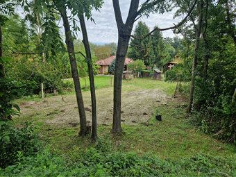 NA PREDAJ : Pozemok na bývanie 341 m2
Realitná kancelária RE