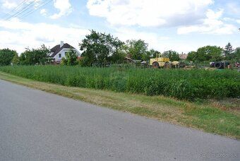 Predaj pozemku 1387 m2, Veľký Meder - Ižop
Realitná kancelár
