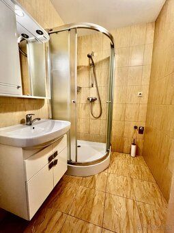 ponúkam na prenájom 2-izbový byt (cca 70 m2)na sídlisku Vlči