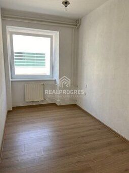 Realitná kancelária RE/MAX Vám ponúka na prenájom kancelársk