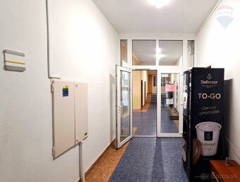 Realitná kancelária RE/MAX Vám ponúka na prenájom kancelársk