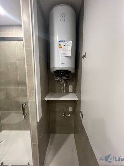 Moderný priestor, ktorý má štýl – dizajnový 1-izbový apartmá