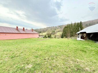 SLNEČNÝ POZEMOK NA CHALUPU – SVETLICE okres Medzilaborce
Hľa