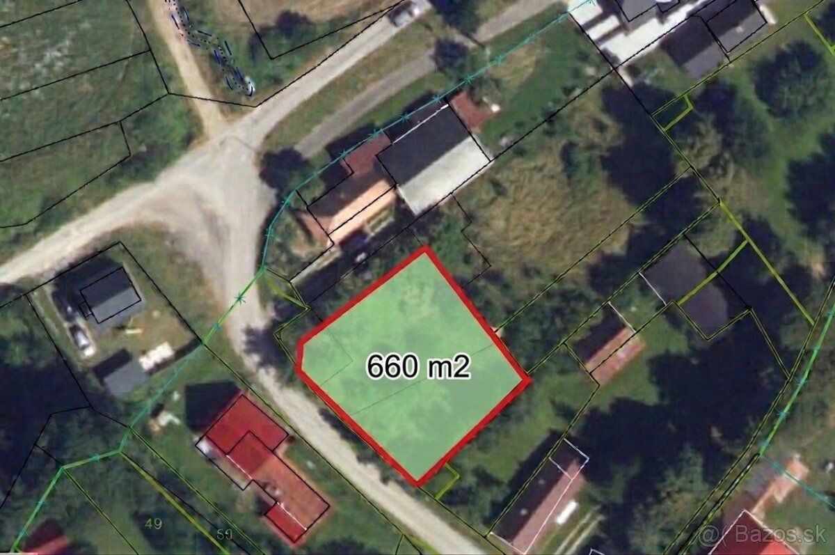 Ponúkame na predaj slnečný stavebný pozemok v krásnom a poko