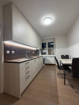 Typ: 2-izbový byt Mestská časť: Nivy Obec: Bratislava-Ružino