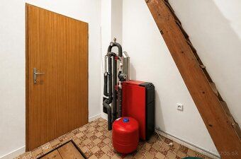/ EXKLUZÍVNE IBA U NÁS / Ponúkame na predaj tehlový rodinný 