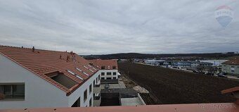 EXKLUZÍVNE IBA U NÁS! Realitná kancelária RE/MAX ponúka na N