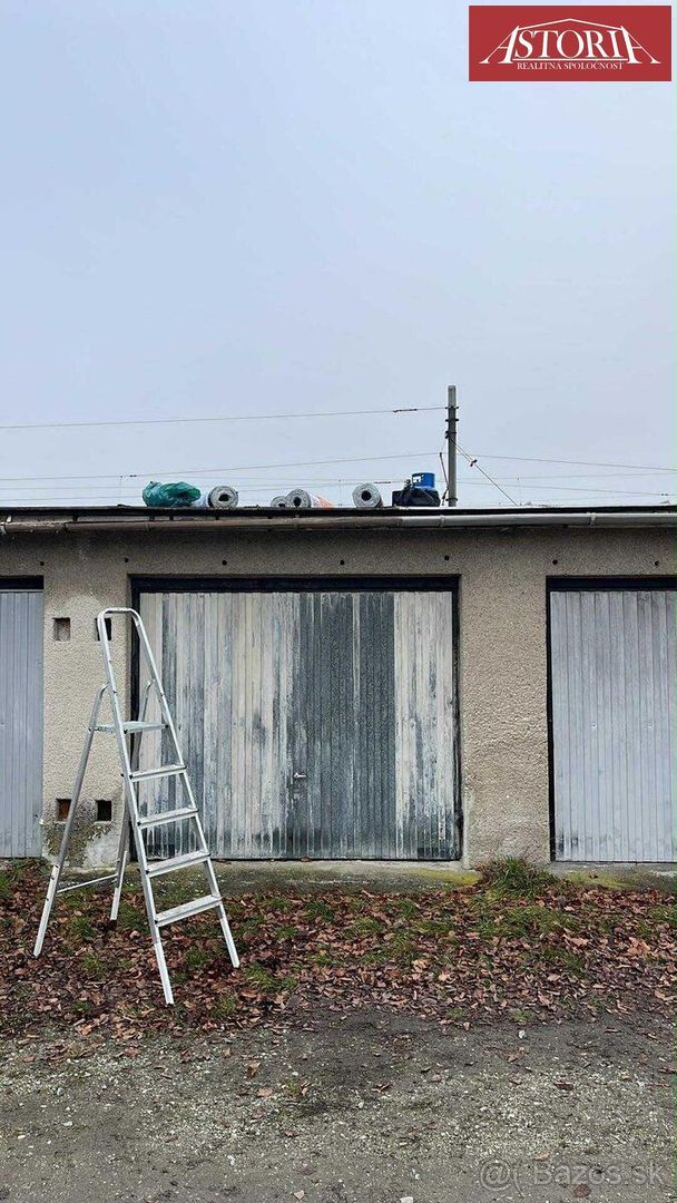 Ponúkame na predaj garáž nachádzajúcu sa Komenského ul. pri 