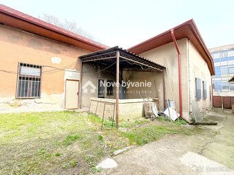 Typ: Obchodné priestory Ulica: Hlavné nám. Obec: Šahy
N220-1