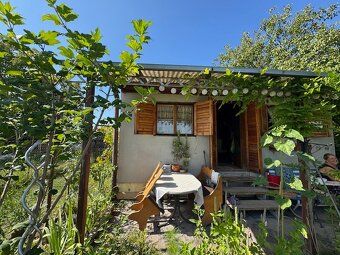 Ponúkame Vám na predaj stavebný pozemok s výmerou 1300 m2. J