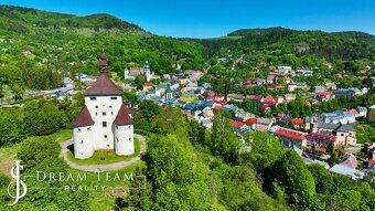 DREAM TEAM ponúka na predaj slnečný pozemok o výmere 1180 m²