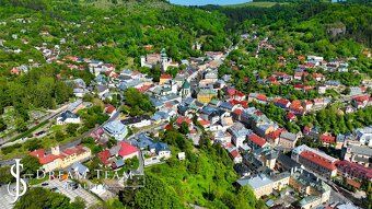 DREAM TEAM ponúka na predaj slnečný pozemok o výmere 1180 m²