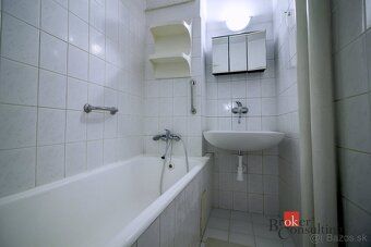 Výnimočná príležitosť: Tehlový 3-izbový byt s vysokými strop