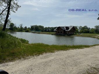 Typ: Pozemok na rekreáciu Ulica: pri rybníku Obec: Veľké Úľa
