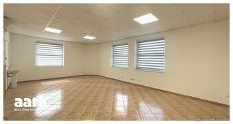 AARK realitná kancelária s.r.o. Alexandra Artimovičová 0910 