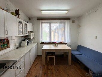 Rodinný dom s veľkým pozemkom 1 879 m² v pokojnej lokalite B