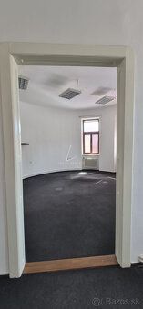 Typ: Kancelárie Ulica: Šafárikovo námestie Obec: Bratislava-