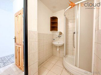 Ponúkame na predaj 1-izbový byt s výmerou 36 m², nachádzajúc
