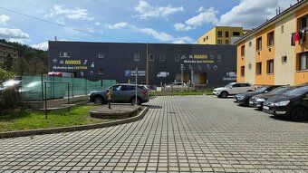 Ponúkame na predaj, 3- izbový byt s loggiou v centre mesta B