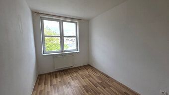 Lokalita : Žilina - Bytčická ul. Sekcia : prenájom Druh : by